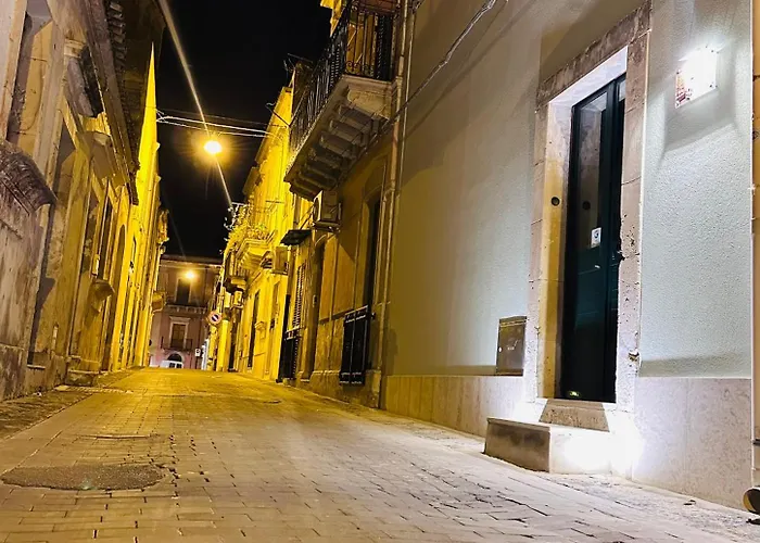 Tannur Del Carmine * Noto
